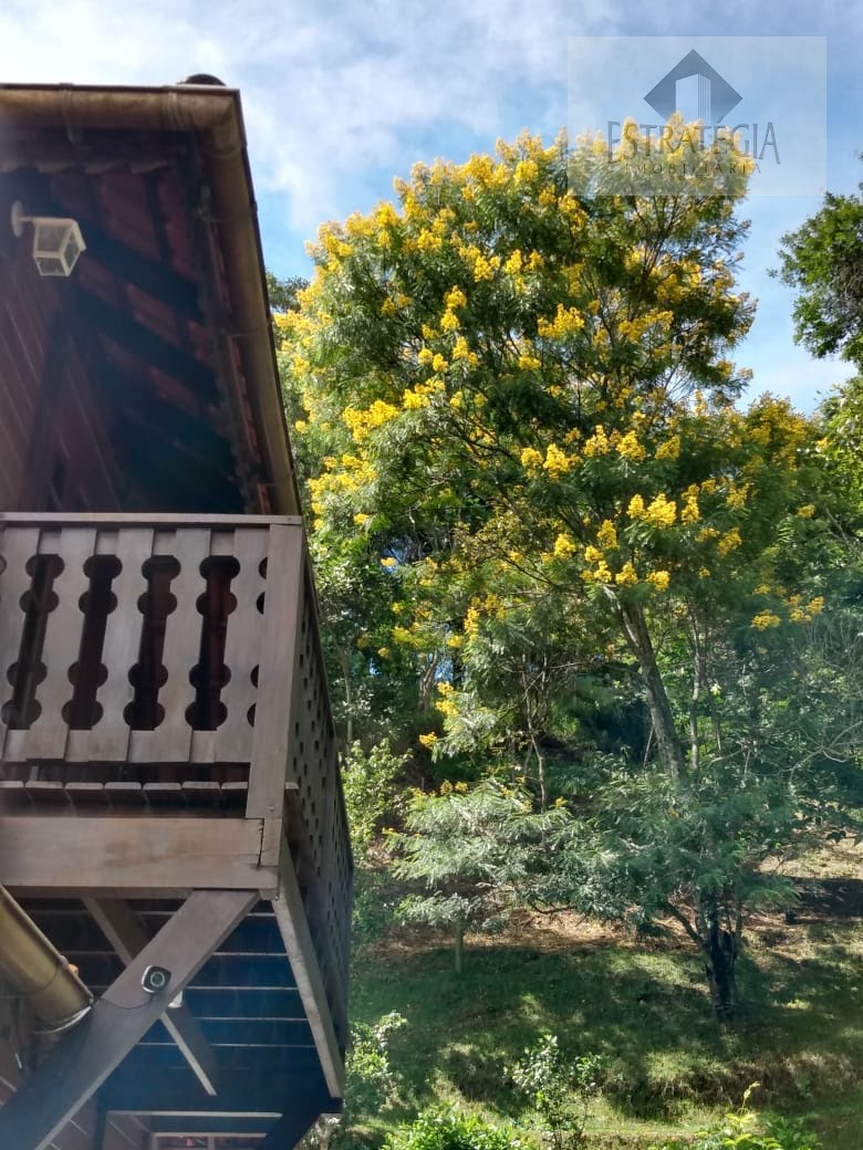 Casa à venda com 3 suítes, 4 vagas e 134m² no Samambaia, Petrópolis (RJ) — foto 16 de 21