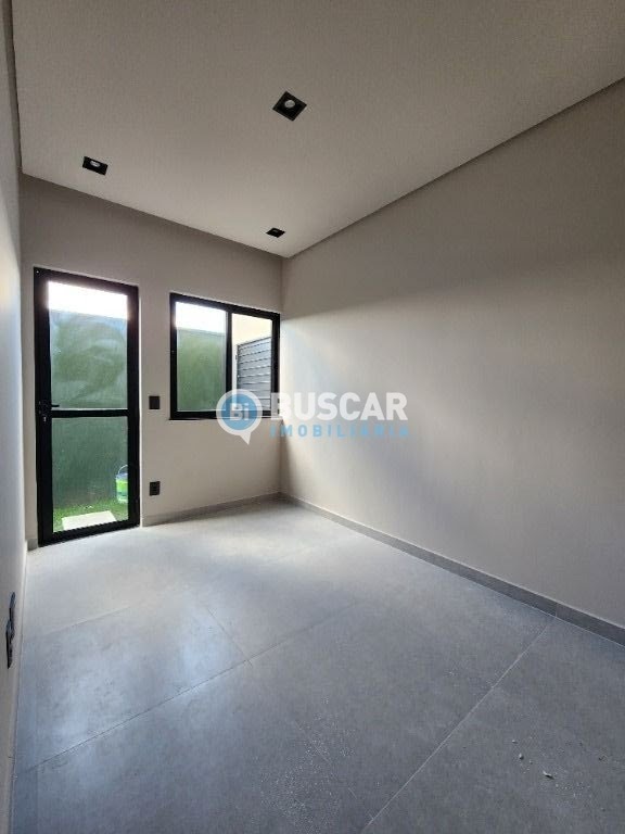 Casa à venda com 4 quartos, 3 suítes, 4 vagas e 302m² no Sim, Feira de Santana (BA) — foto 7 de 18