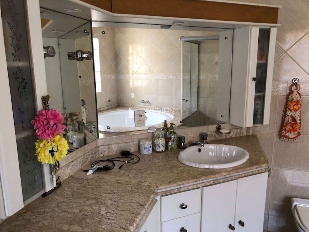 Casa à venda com 4 quartos, 1 suíte, 4 vagas e 335m² no Jardim Califórnia, Ribeirão Preto (SP) — foto 13 de 24