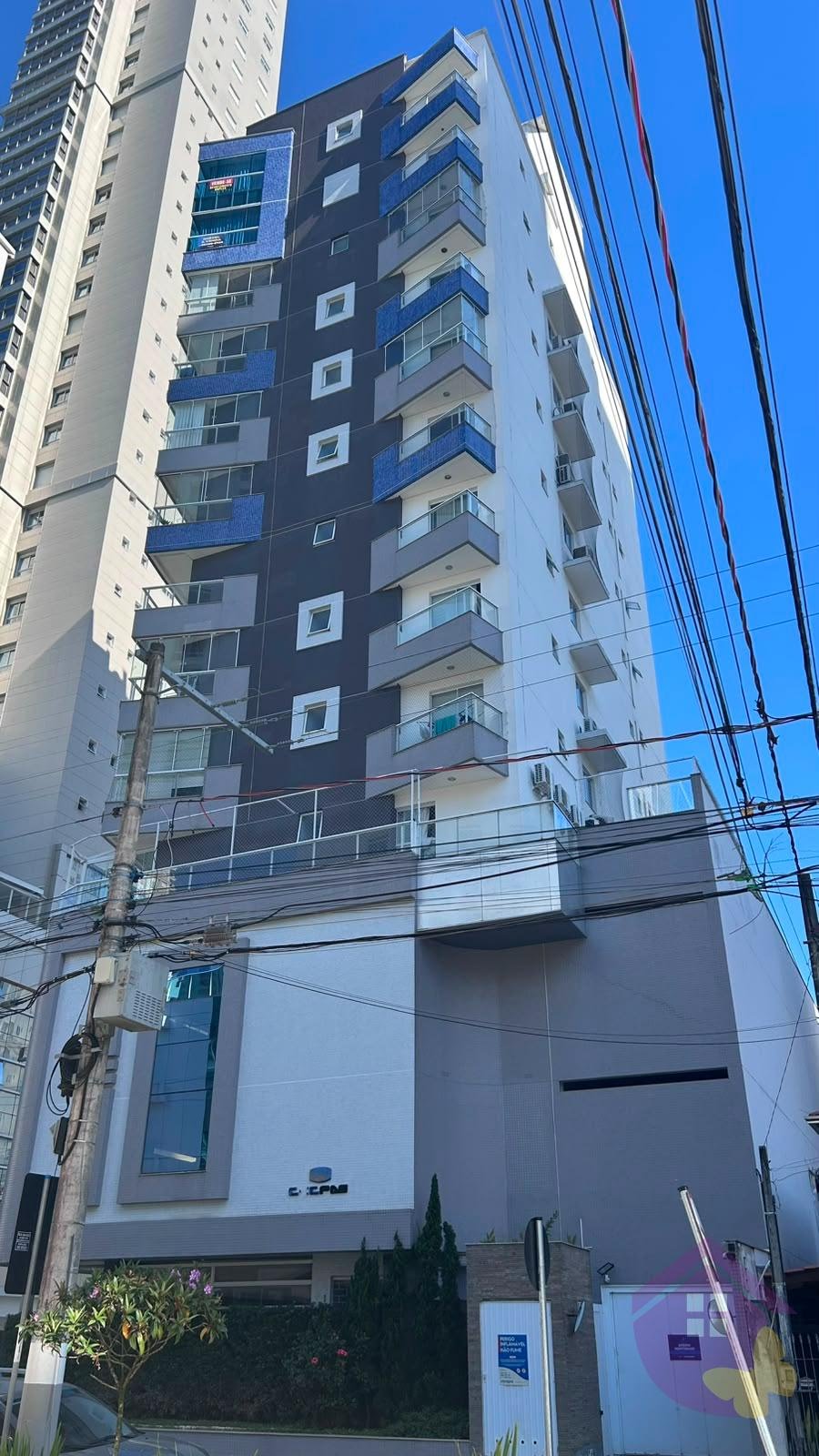 Lateral Prédio