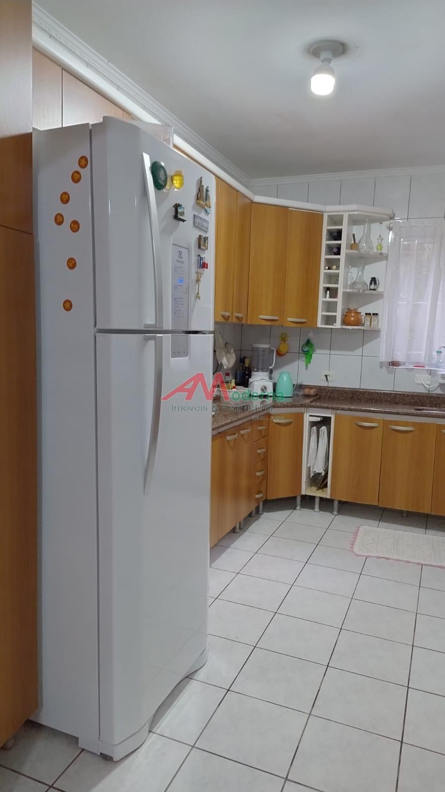 Casa à venda com 3 quartos, 2 banheiros, 2 vagas e 261m² no Vila Assis Brasil, Mauá (SP) — foto 11 de 29