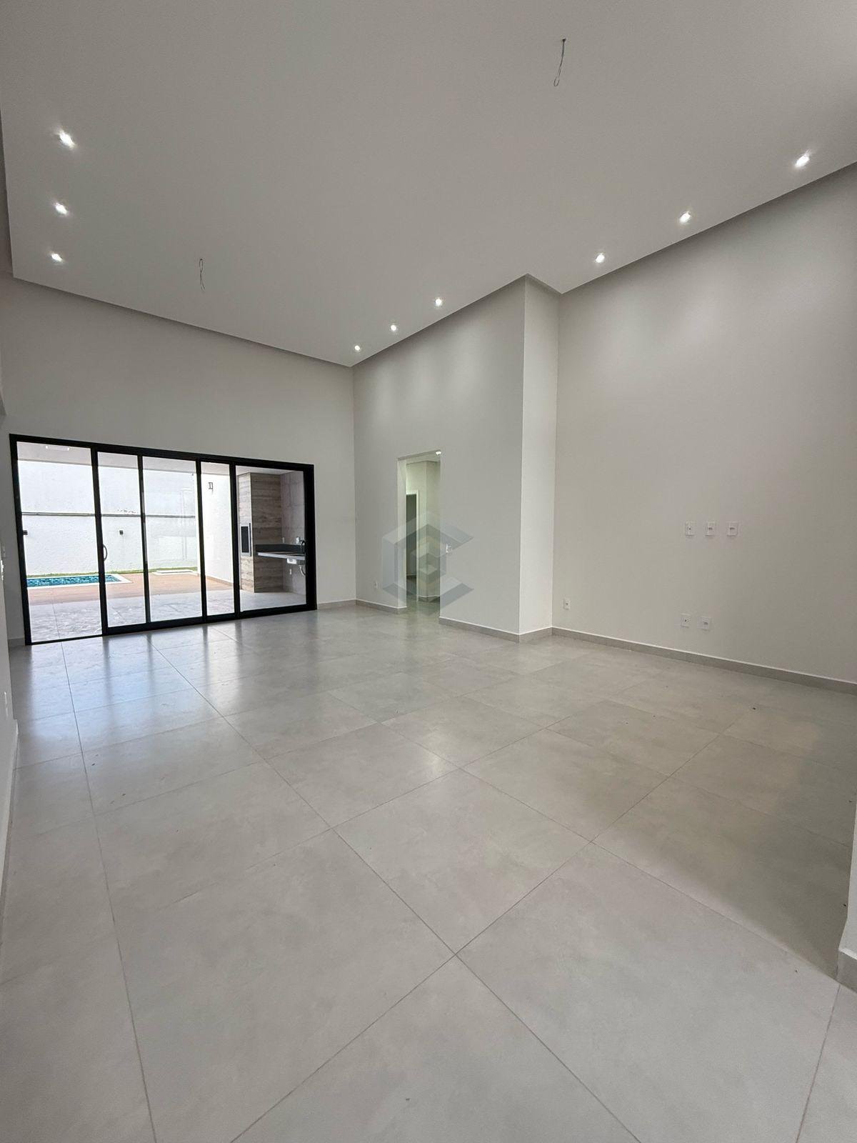 Casa à venda com 3 quartos, 3 suítes, 6 vagas e 248m² no Alphaville 3, Votorantim (SP) — foto 5 de 30