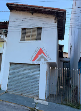Casa no Centro de Extrema - MG