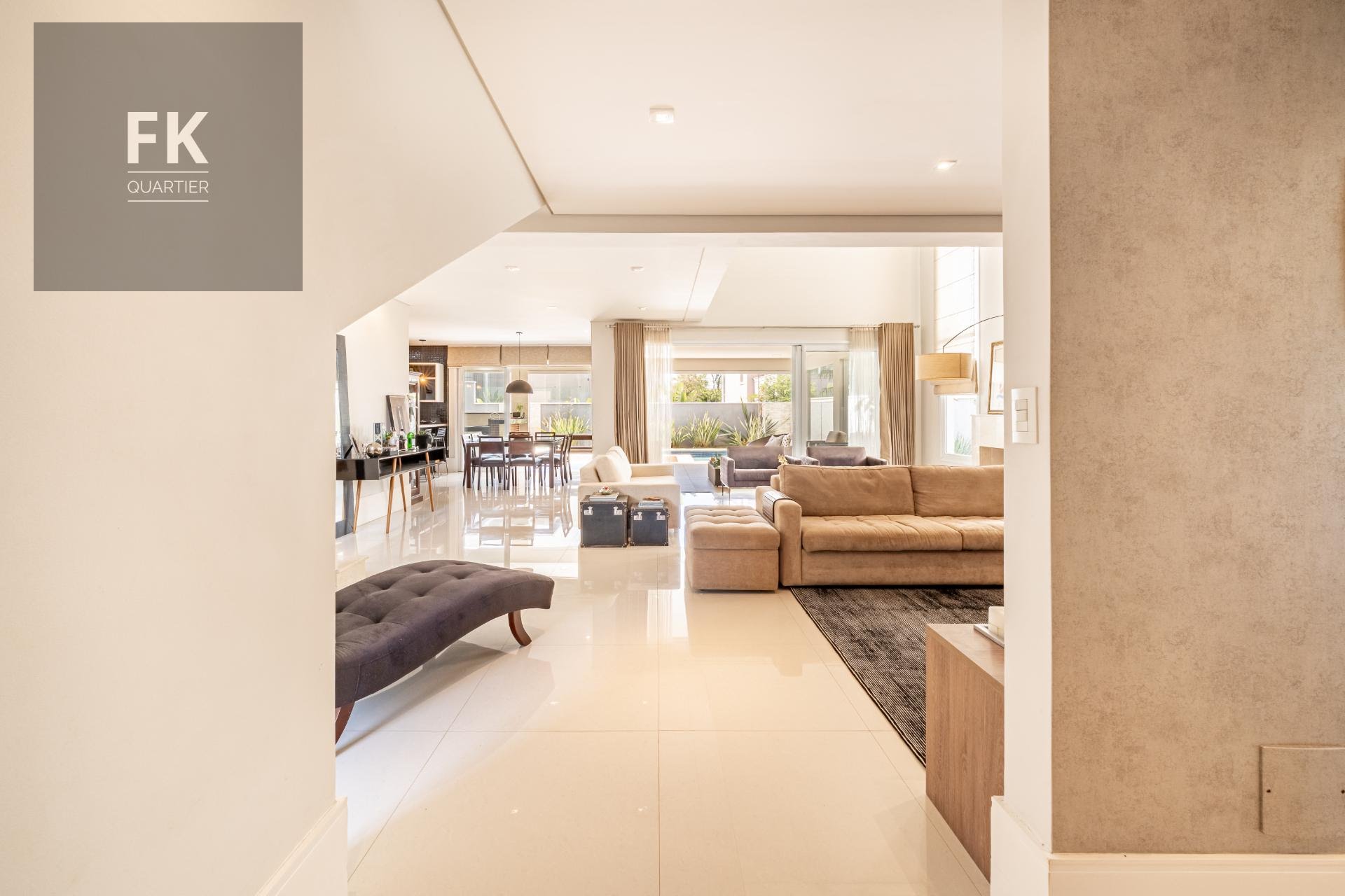 Casa à venda com 3 quartos, 3 suítes, 4 vagas e 497m² no Residencial Burle Marx, Santana de Parnaíba (SP) — foto 9 de 30