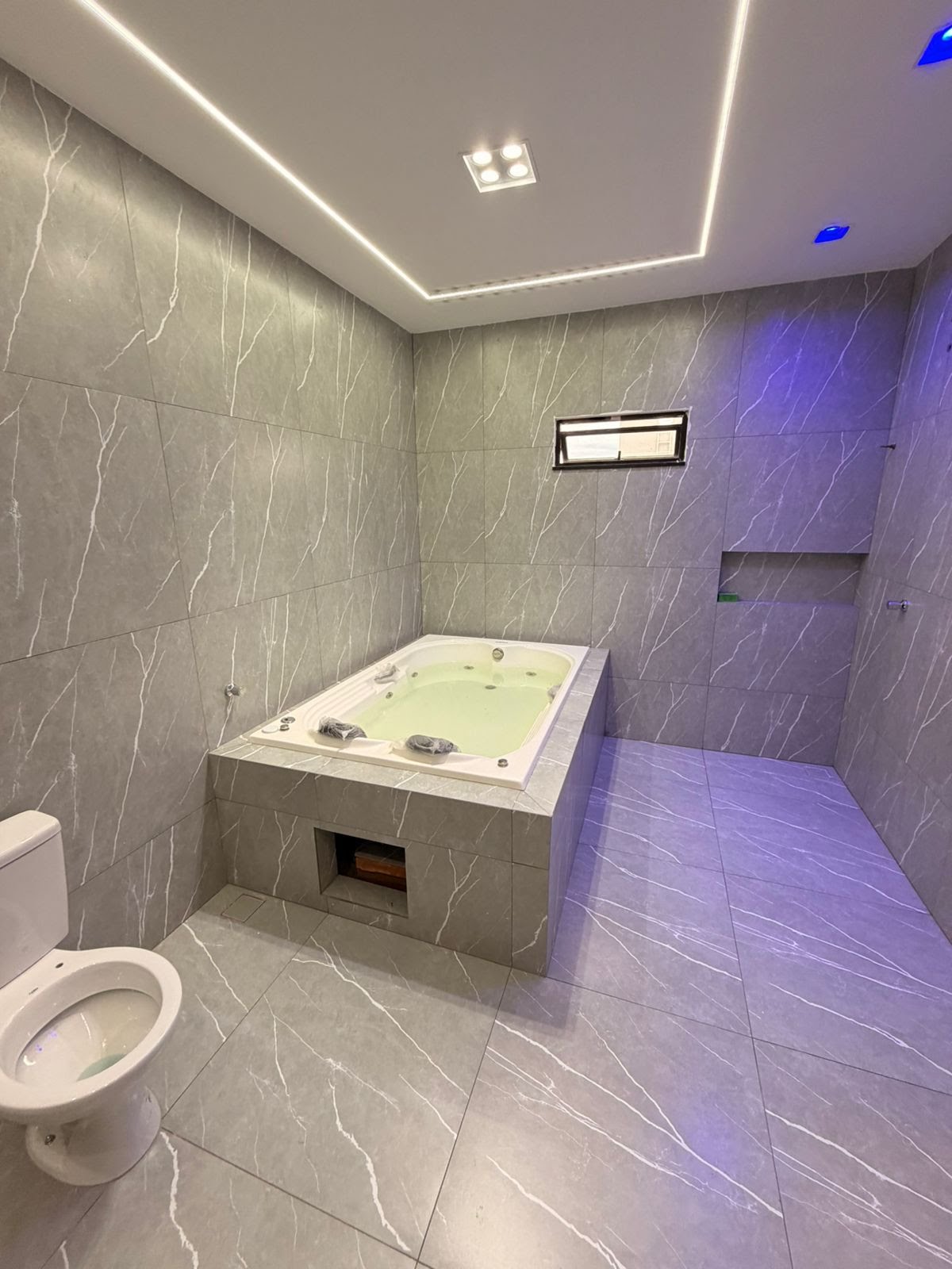 Casa à venda com 3 quartos, 1 suíte e 211m² no Nova Esperança, Feira de Santana (BA) — foto 17 de 30