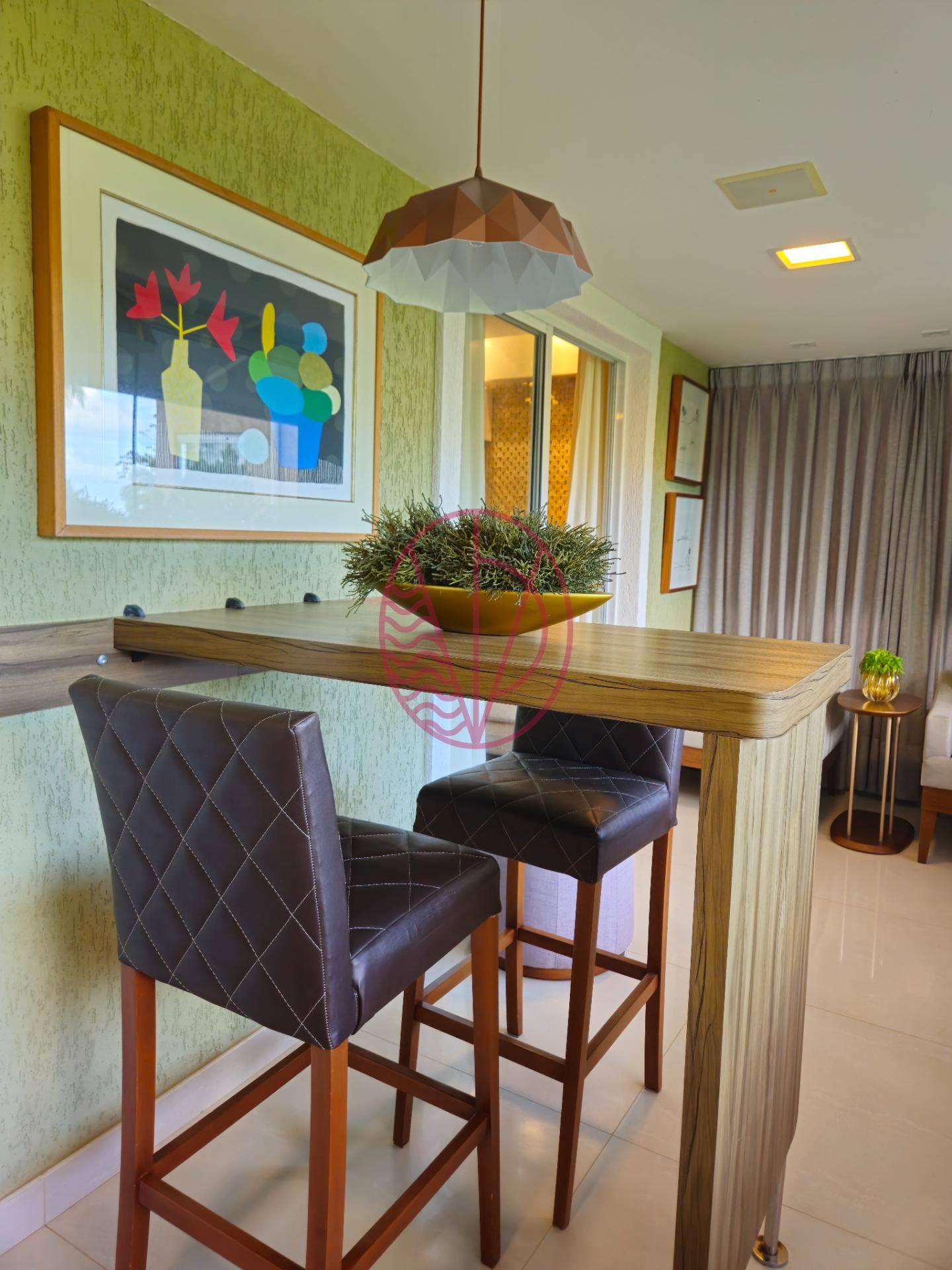 Casa à venda com 4 quartos, 4 suítes, 4 vagas e 300m² no Pituaçu, Salvador (BA) — foto 13 de 30