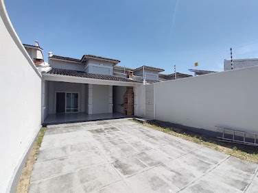 Casa em Sapiranga - Fortaleza, CE