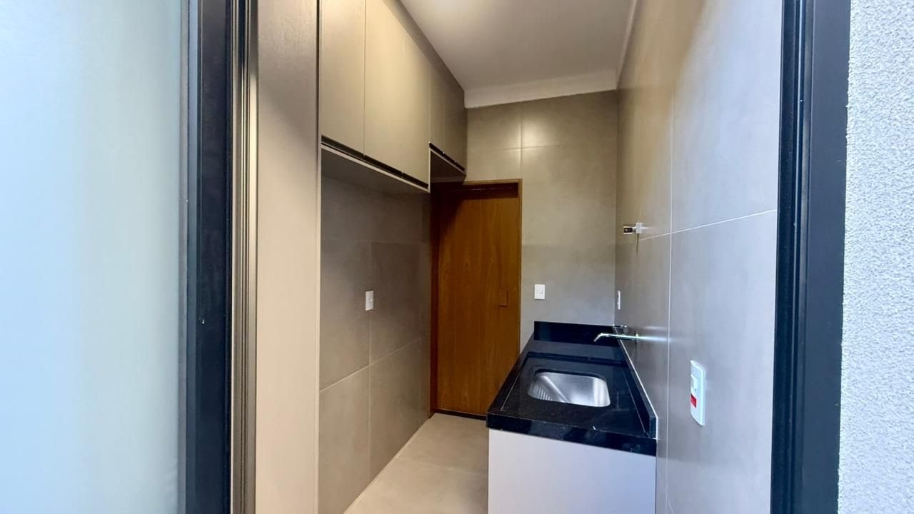 Casa à venda com 3 quartos, 3 suítes, 4 vagas e 172m² no Jardim Cybelli, Ribeirão Preto (SP) — foto 16 de 30