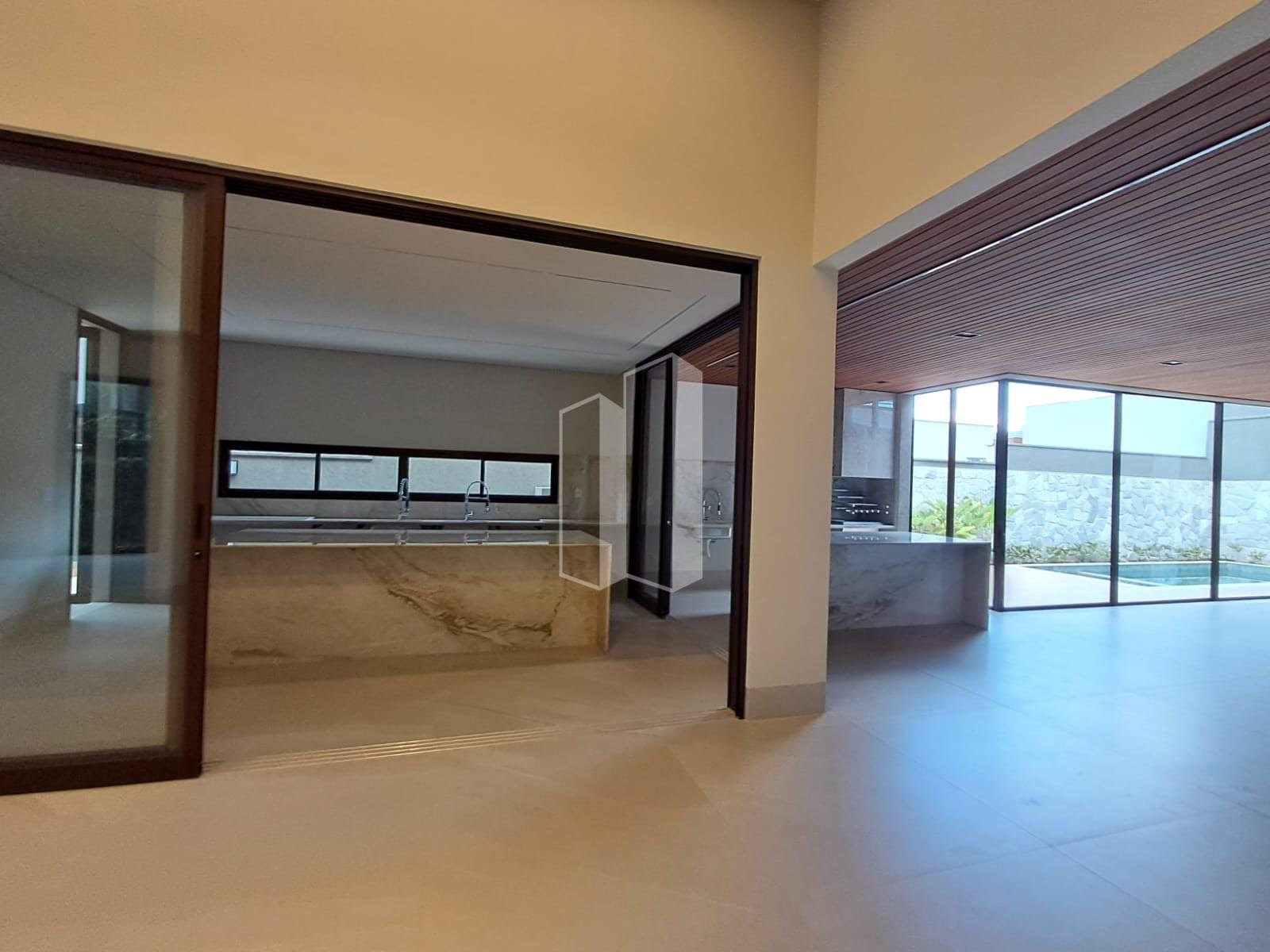 Casa à venda com 4 quartos, 4 suítes, 5 vagas e 336m² no Jardins Itália, Goiânia (GO) — foto 22 de 30