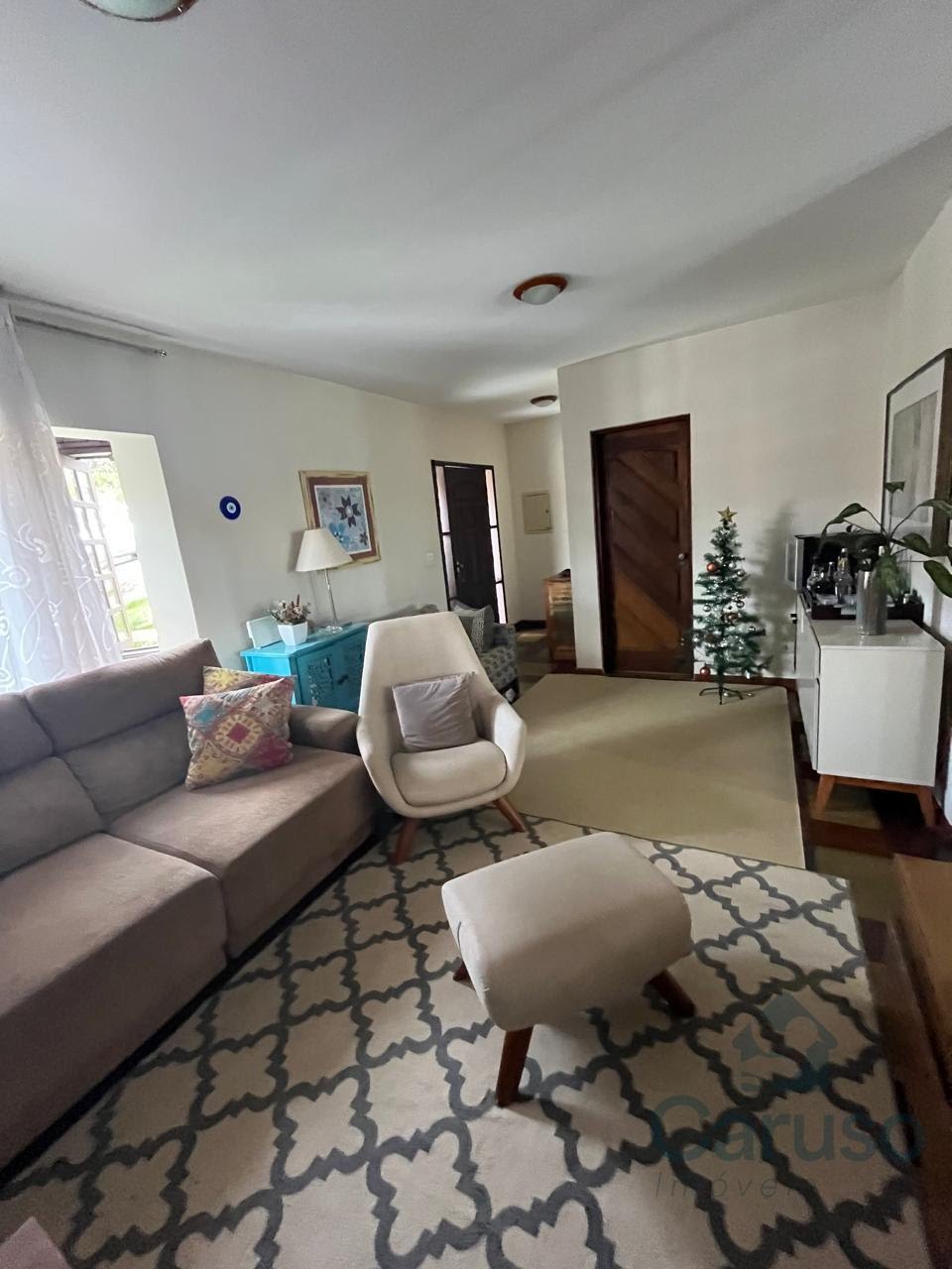 Casa à venda com 4 quartos, 1 suíte, 2 vagas e 230m² no Condomínio Country Club, Arujá (SP) — foto 5 de 23