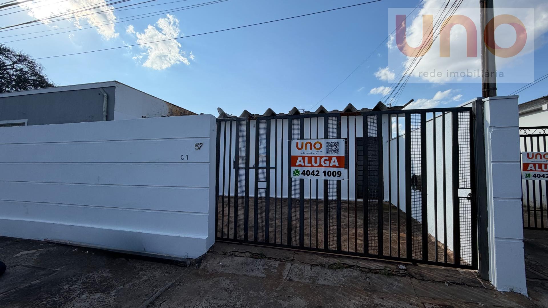 Casa para alugar com 3 quartos, 2 banheiros, 4 vagas e 85m² no Centro, Campo Grande — foto principal