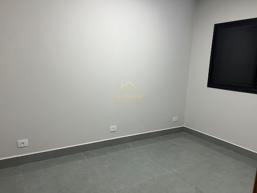Casa em Condomínio no Jardim Eucaliptos em Sorocaba, 102m²,  03 dormitórios, 01 suíte , 02 vagas de garagem.