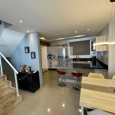 Casa 02 Dorm. em Jardim Carioca  -  Rio de Janeiro