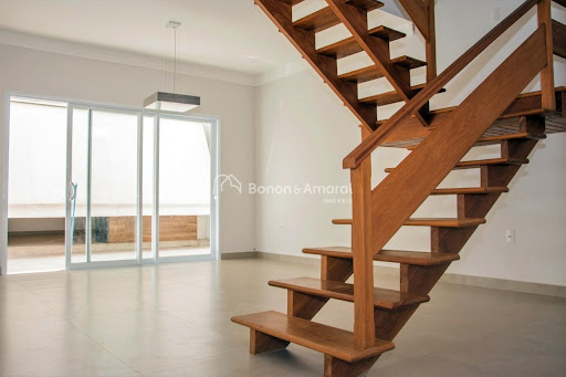 Casa, 6 quartos, 250 m² - Foto 2