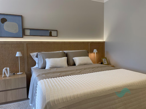 Suite 1