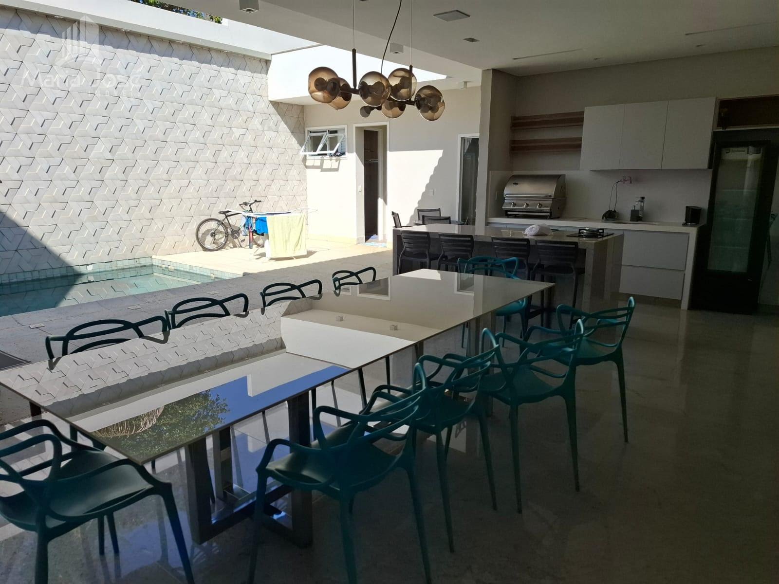 Casa à venda com 4 quartos, 2 suítes, 2 vagas e 400m² no Iporanga, Sete Lagoas (MG) — foto 9 de 30