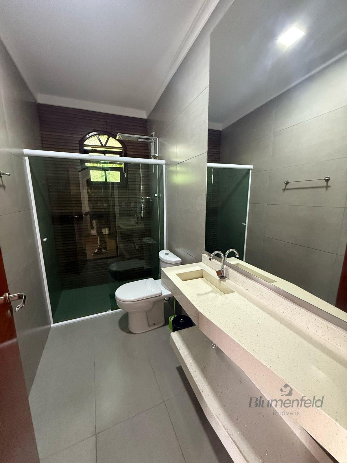 Casa para alugar com 5 quartos, 2 suítes, 4 vagas e 250m² no Vila Arujá, Arujá (SP) — foto 9 de 25