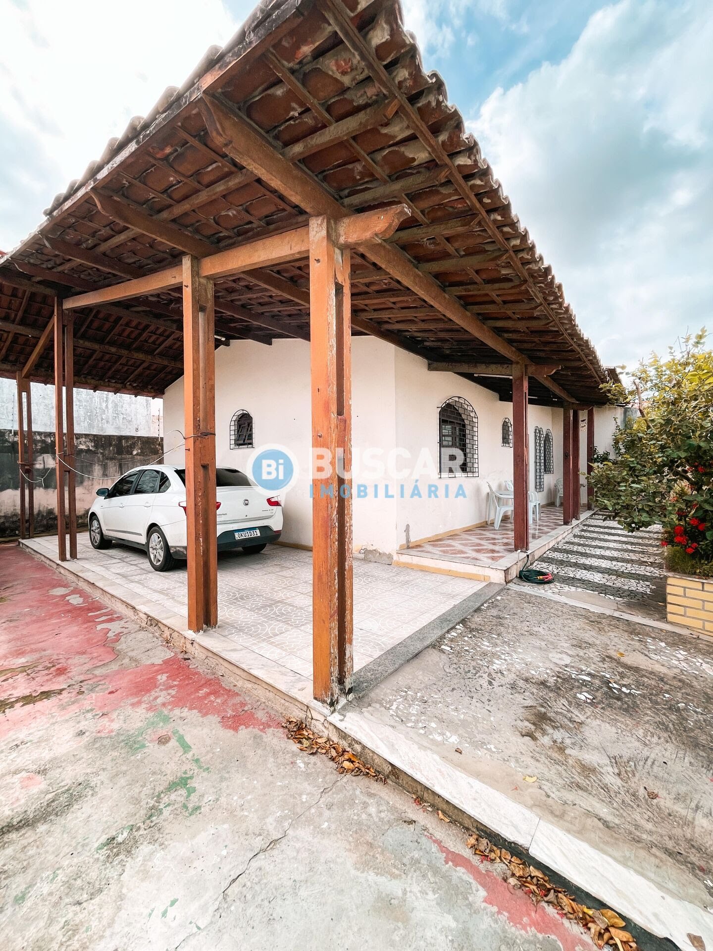 Casa à venda com 3 quartos, 1 suíte, 3 vagas e 360m² no Olhos D'água, Feira de Santana (BA) — foto 9 de 24