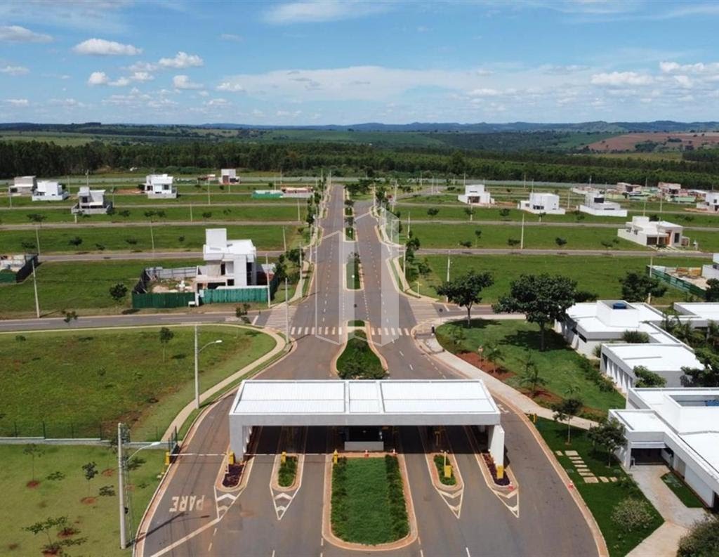 Terreno à venda com 300m² de terreno no Terras Alpha Residencial 2, Senador Canedo — foto principal