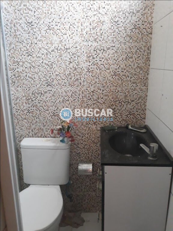 Casa à venda com 2 quartos, 2 banheiros, 1 vaga e 47m² no São João, Feira de Santana (BA) — foto 2 de 12