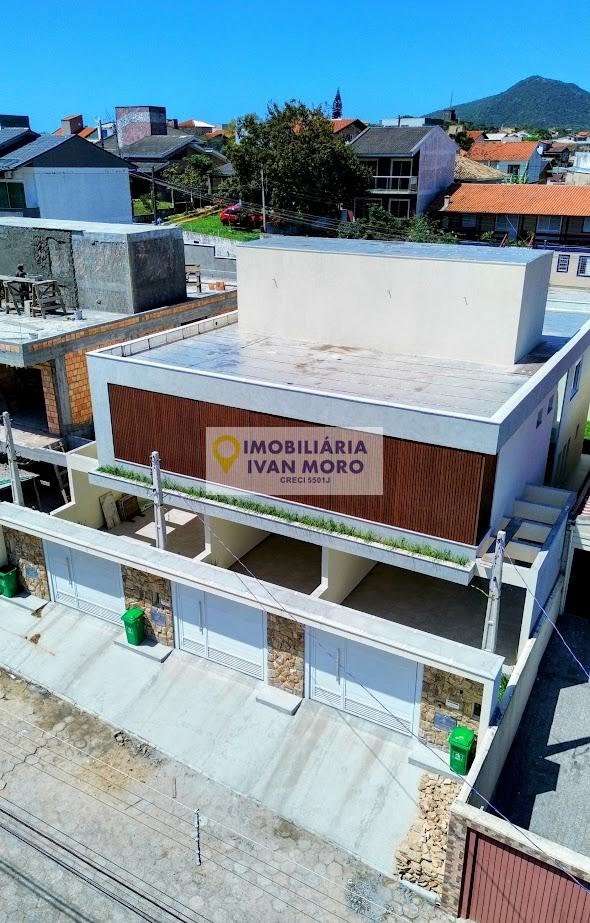 Casa à venda com 3 quartos, 3 banheiros, 2 vagas e 143m² no Ingleses do Rio Vermelho, Florianópolis — foto principal
