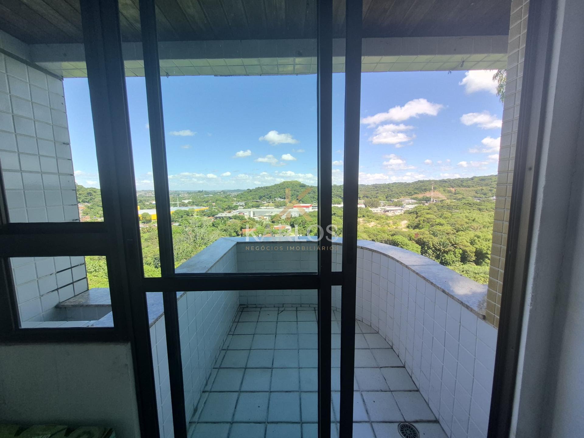 Apartamento à venda com 4 quartos, 3 suítes, 4 vagas e 200m² no Apipucos, Recife (PE) — foto 6 de 30