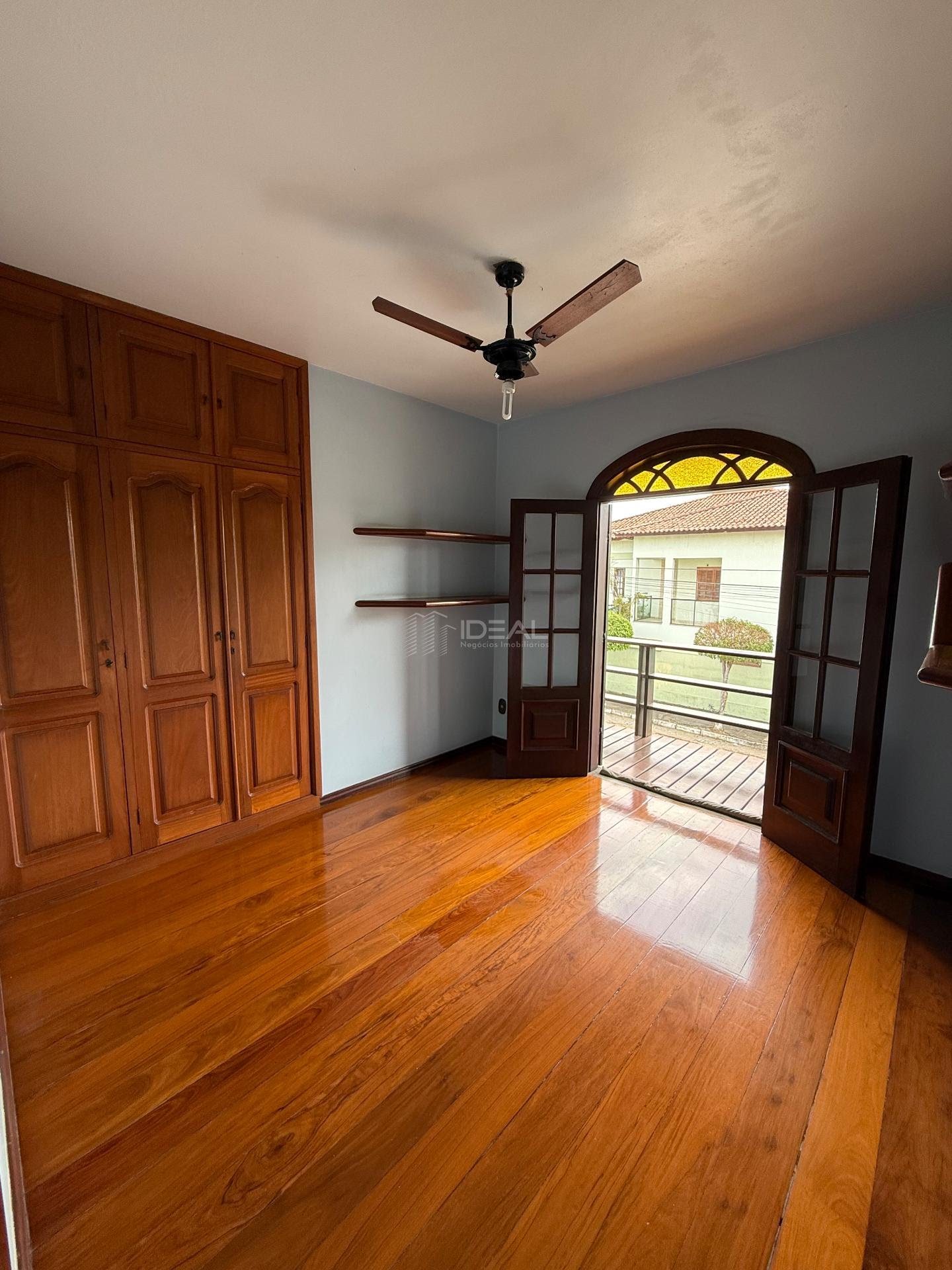 Casa à venda com 5 quartos, 1 suíte, 5 vagas e 302m² no Parque Jardim Carioca, Campos dos Goytacazes (RJ) — foto 22 de 30
