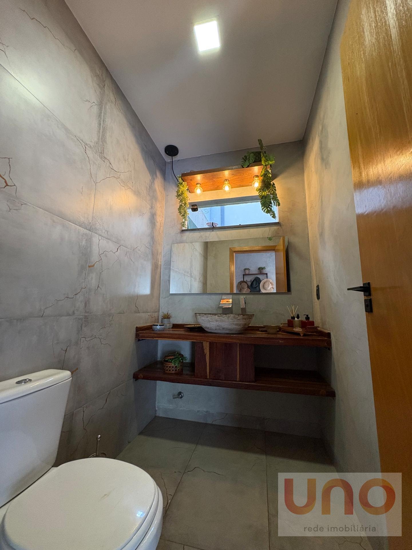 Casa à venda com 3 quartos, 3 suítes, 4 vagas e 250m² no Rita Vieira, Campo Grande (MS) — foto 16 de 27