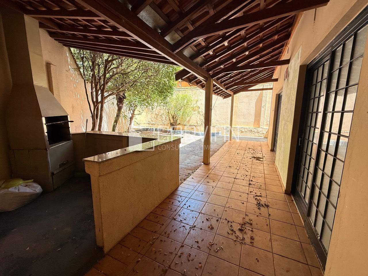 Casa à venda com 4 quartos, 4 banheiros e 236m² no Jardim Sumaré, Ribeirão Preto (SP) — foto 13 de 30