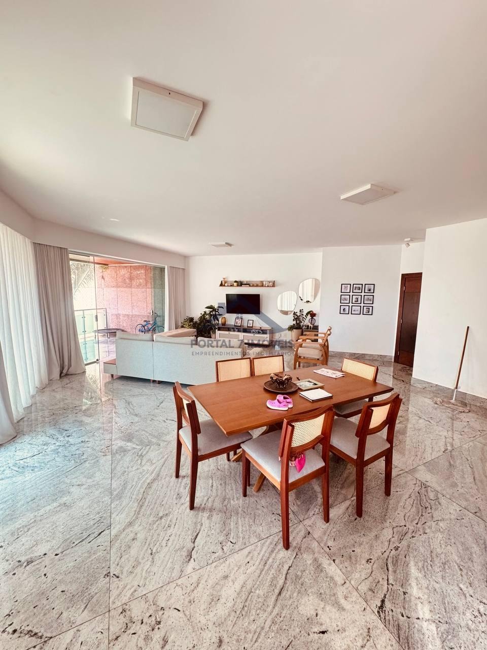 Apartamento à venda com 3 quartos, 2 suítes, 2 vagas e 294m² no Panorama, Sete Lagoas (MG) — foto 10 de 30