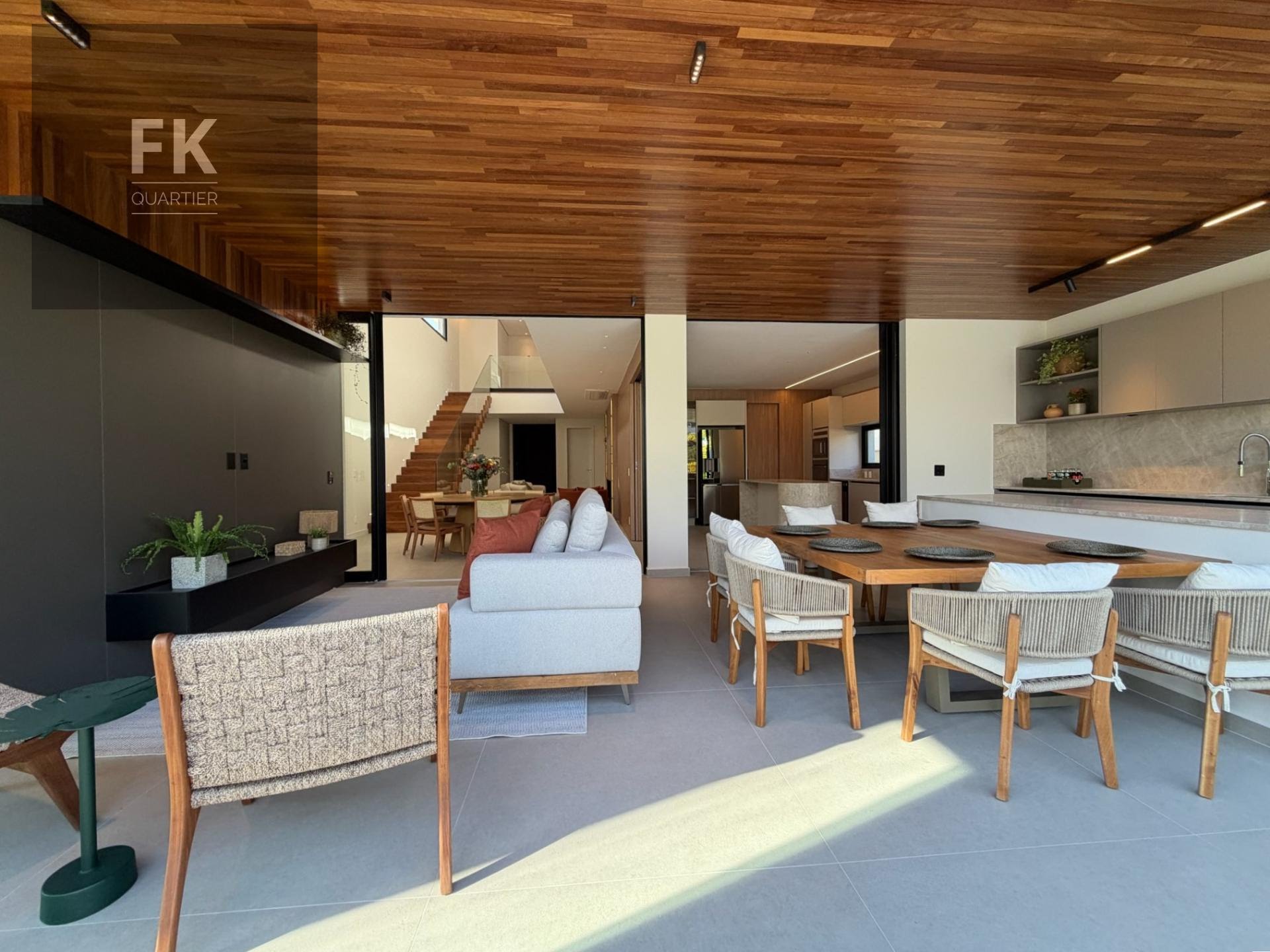 Casa à venda com 5 quartos, 5 suítes, 6 vagas e 490m² no Alphaville, Santana de Parnaíba (SP) — foto 14 de 30