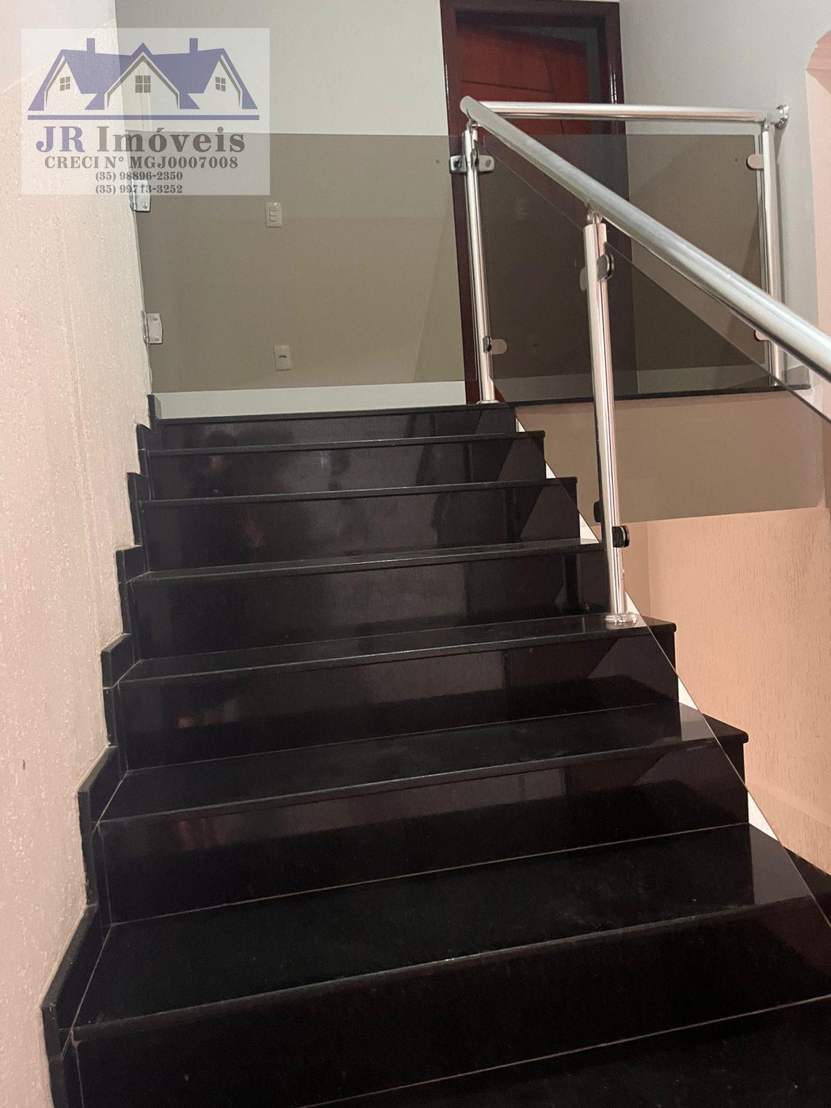 Casa à venda com 4 quartos, 1 suíte, 4 vagas e 190m² no Sossêgo, Piranguinho (MG) — foto 14 de 30