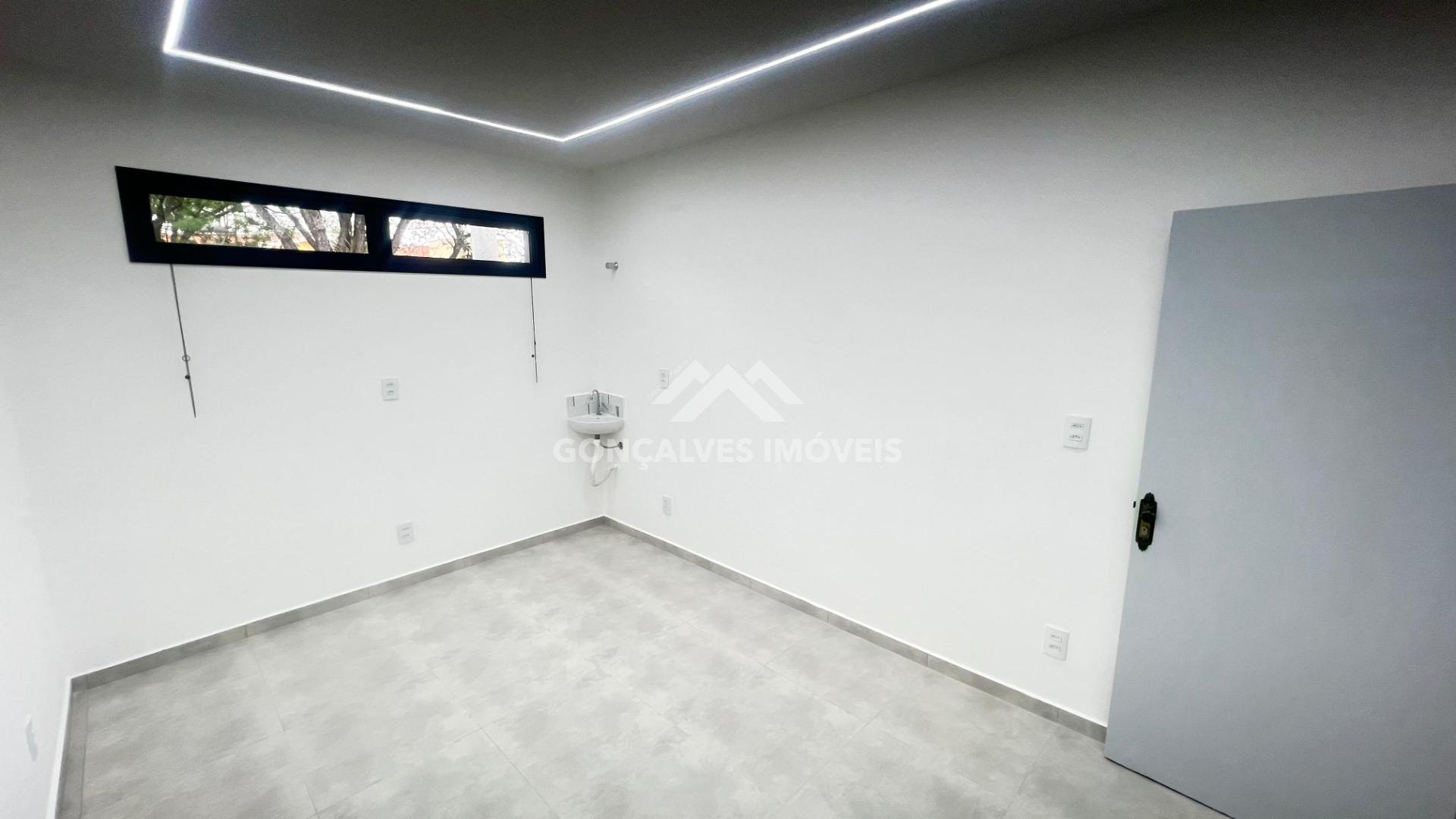 Sala 02