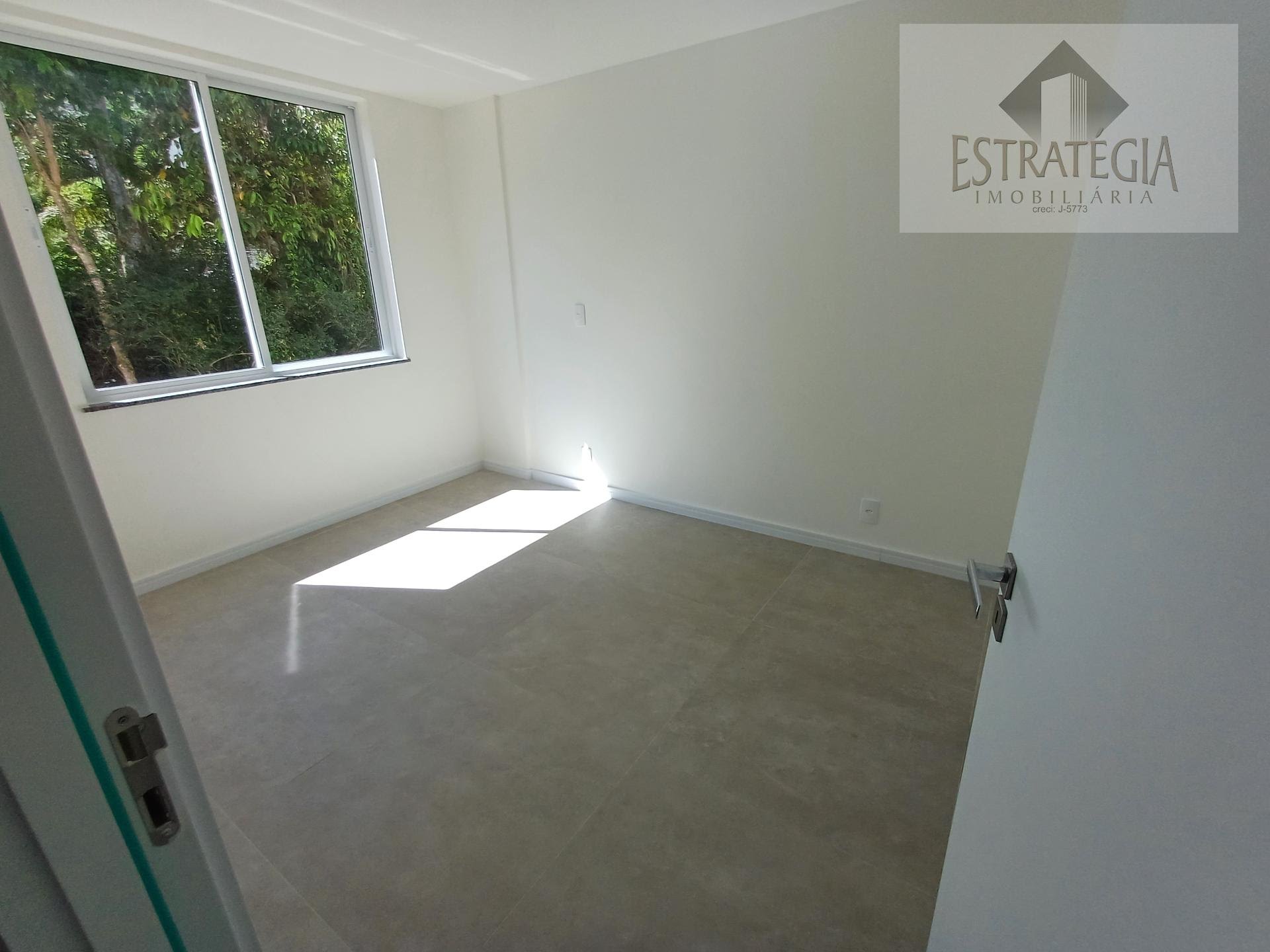 Apartamento à venda com 2 quartos, 1 suíte, 1 vaga e 68m² no Retiro, Petrópolis (RJ) — foto 7 de 13