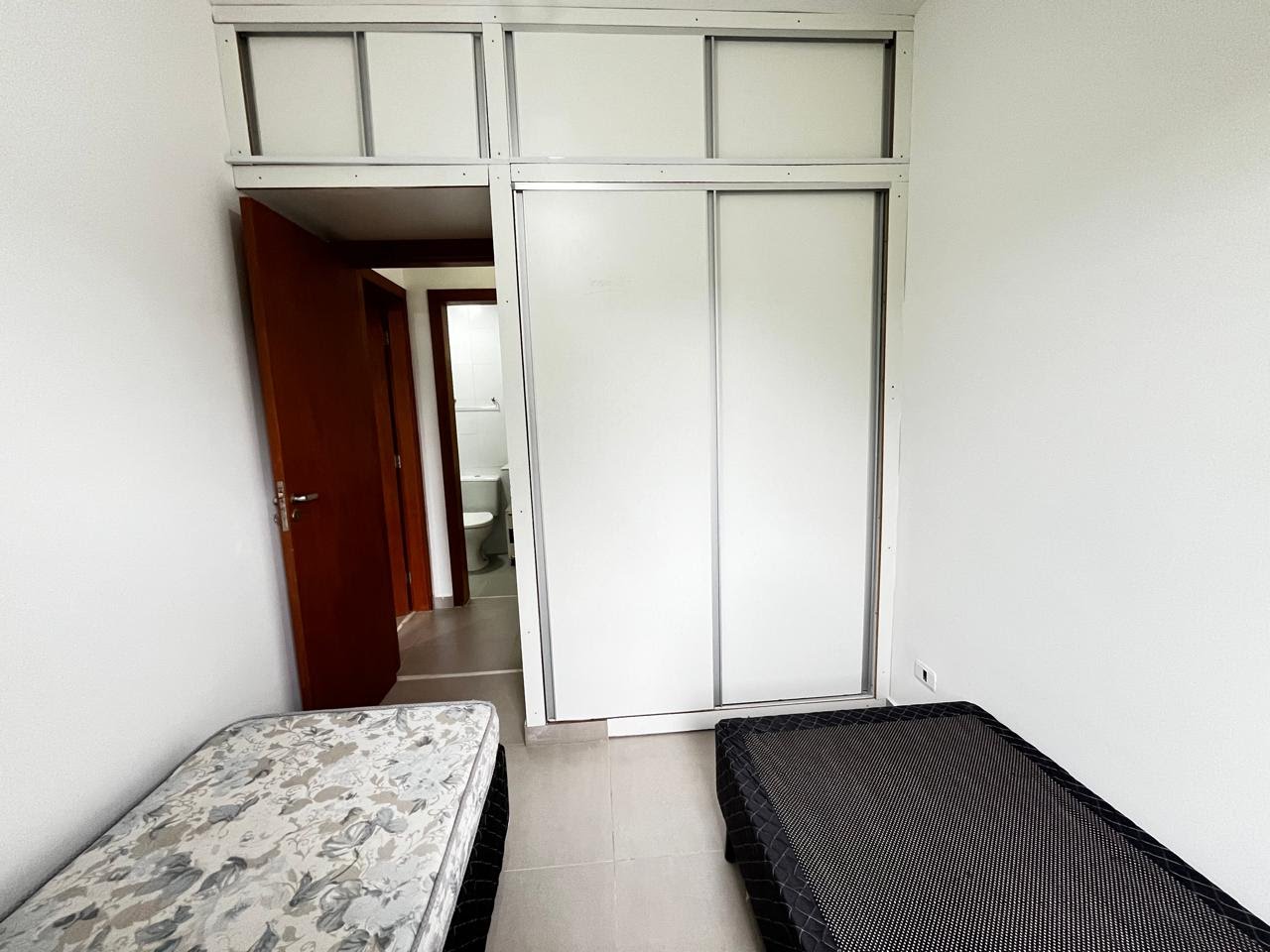 Apartamento à venda com 2 quartos, 1 banheiro, 1 vaga e 60m² no Itaguá, Ubatuba (SP) — foto 4 de 7