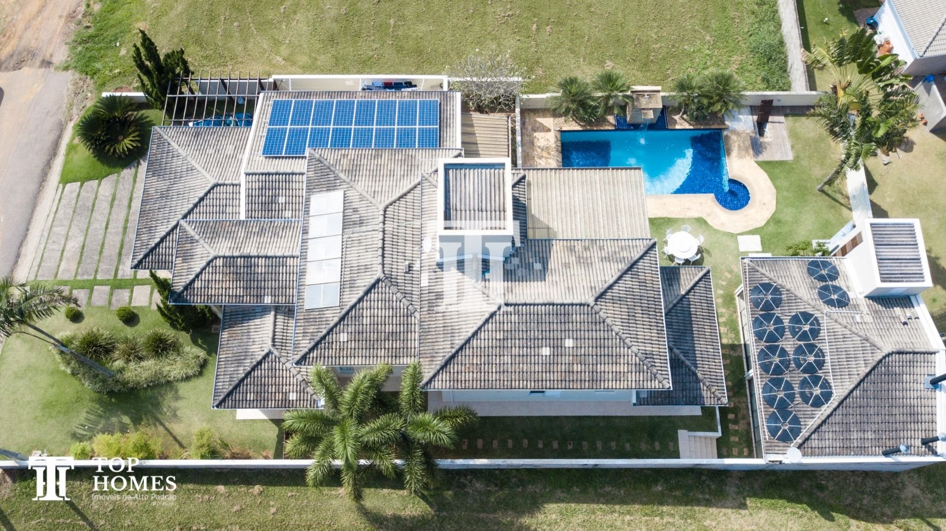 Casa à venda no condomínio Terras de Santa Teresa 