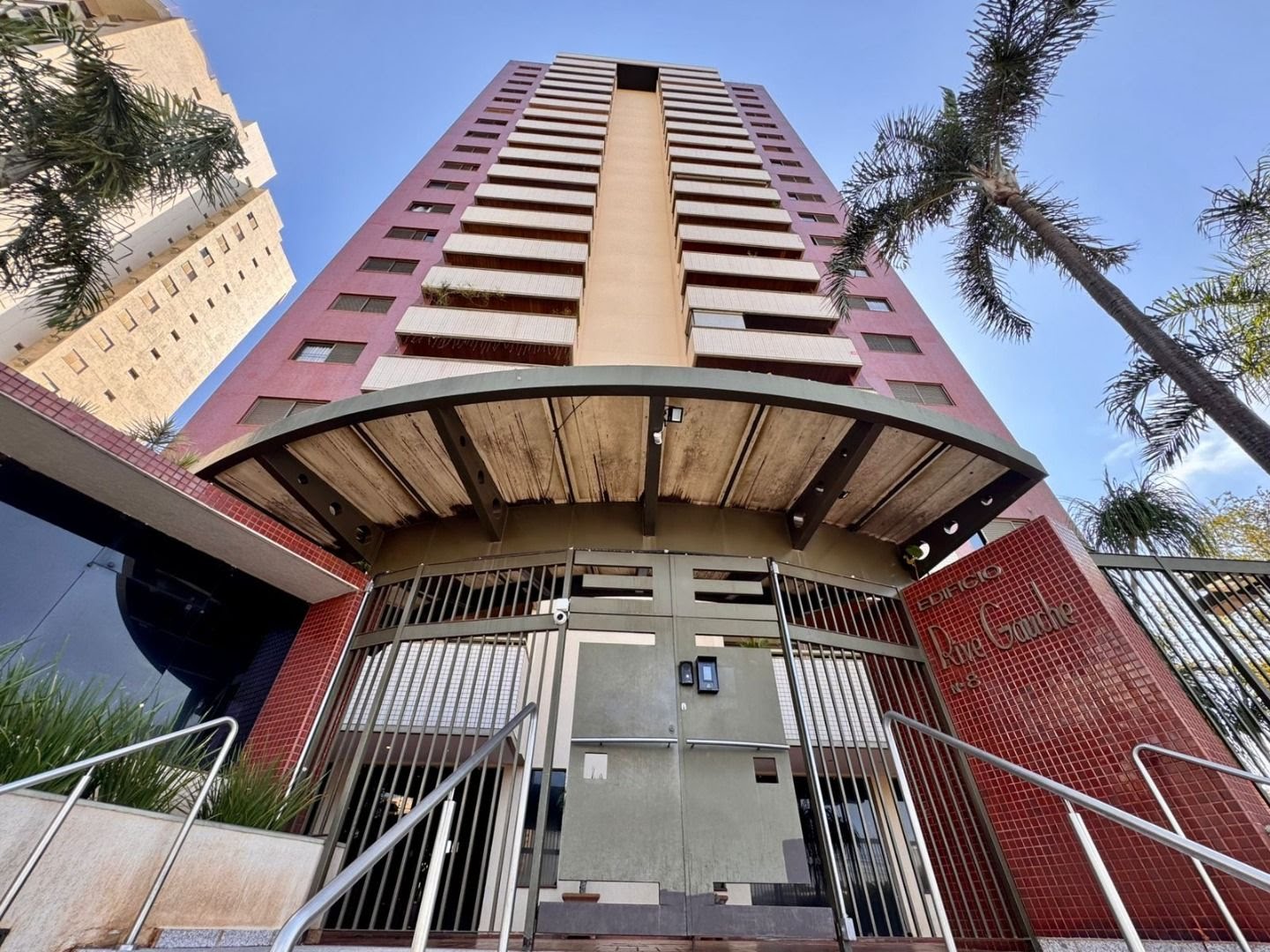 Cobertura à venda com 4 quartos, 4 suítes, 4 vagas e 350m² no Santa Cruz do José Jacques, Ribeirão Preto (SP) — foto 2 de 30