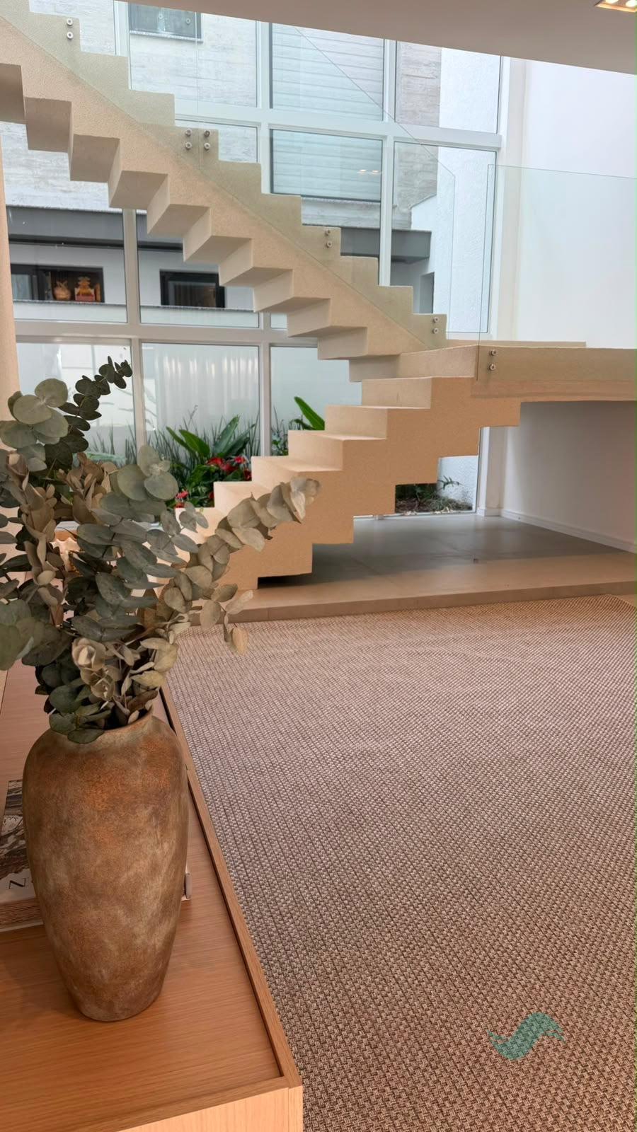 Casa à venda com 3 quartos, 3 suítes, 2 vagas e 278m² no Canto do Lamim, Florianópolis (SC) — foto 2 de 13