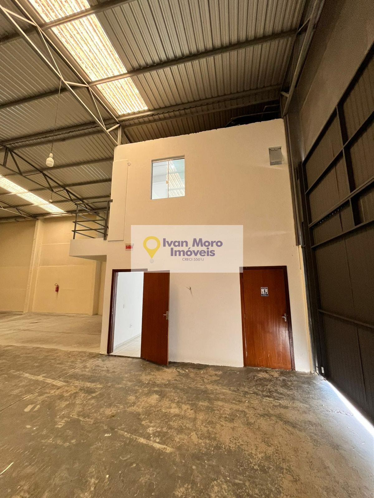 Comercial à venda com 1 banheiro, 3 vagas e 270m² no Sertão do Maruim, São José (SC) — foto 3 de 24