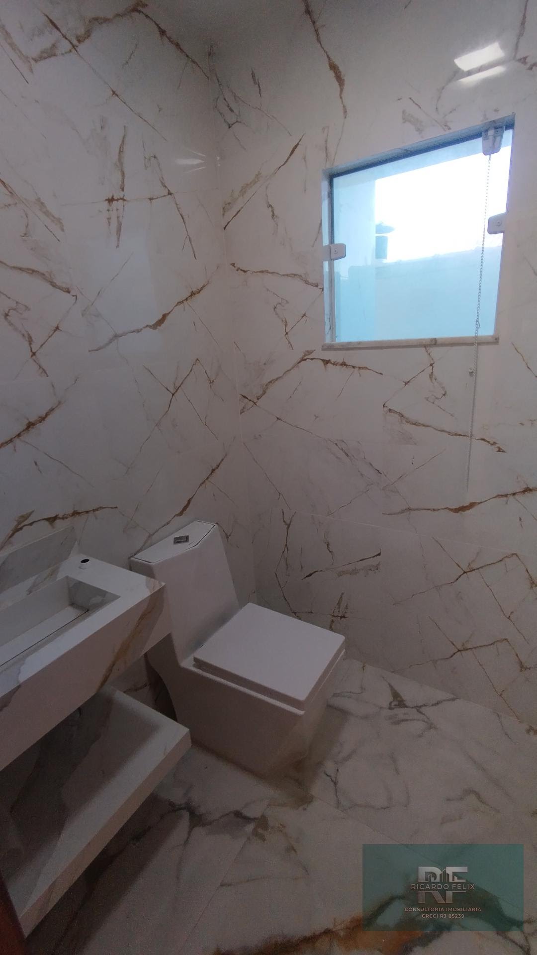 Casa à venda com 2 quartos, 2 suítes, 1 vaga e 130m² no Costazul, Rio das Ostras (RJ) — foto 9 de 22