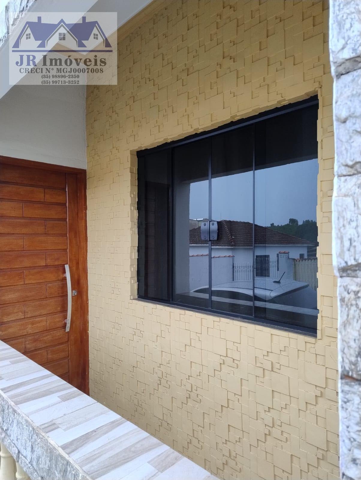 Casa à venda com 5 quartos e 2 banheiros no São José, Pedralva (MG) — foto 16 de 23