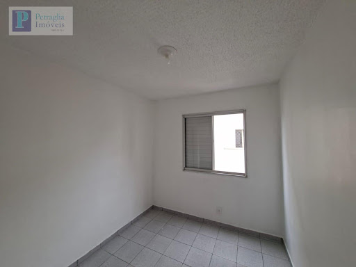 Apartamento em Jardim São Domingos  -  Guarulhos