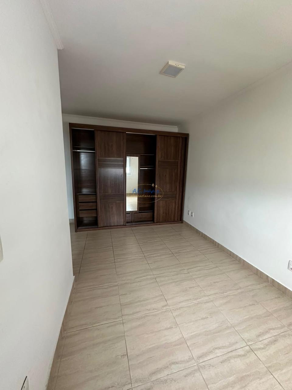 Apartamento à venda com 2 quartos, 1 suíte, 1 vaga e 77m² no Vila Caiçara, Praia Grande (SP) — foto 9 de 27