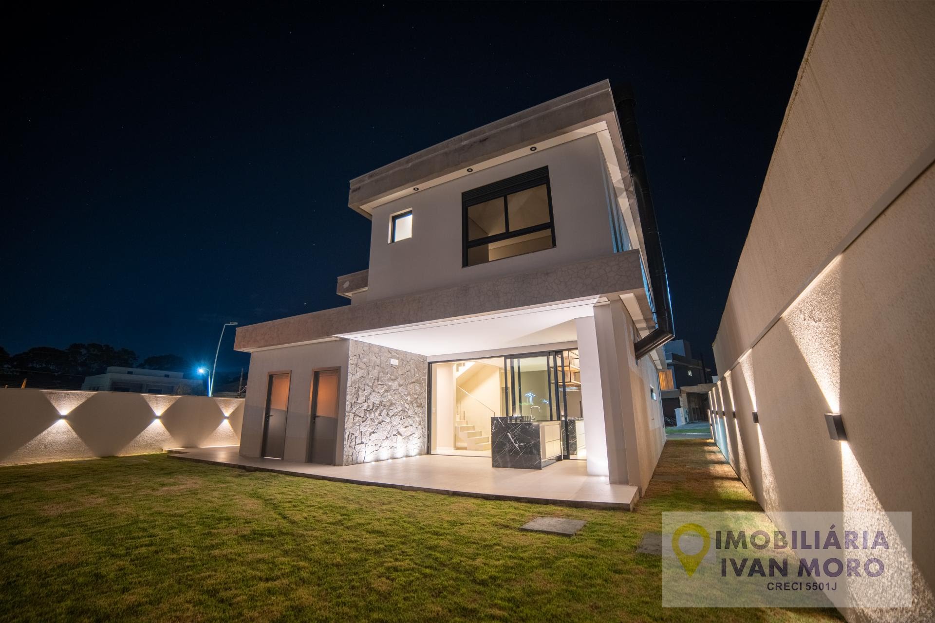 Casa à venda com 4 quartos, 4 suítes, 4 vagas e 261m² no São João do Rio Vermelho, Florianópolis (SC) — foto 29 de 30
