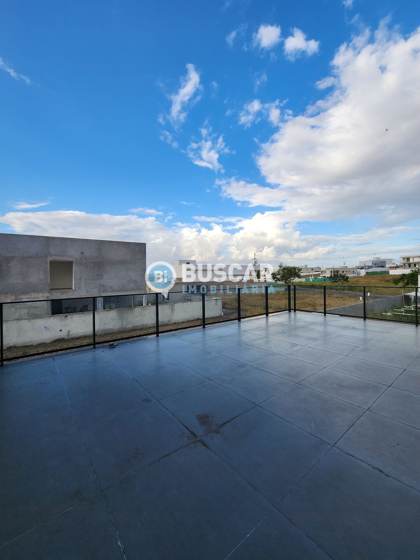 Casa à venda com 4 quartos, 4 suítes, 4 vagas e 400m² no Vale do Jacuípe, Feira de Santana (BA) — foto 17 de 21