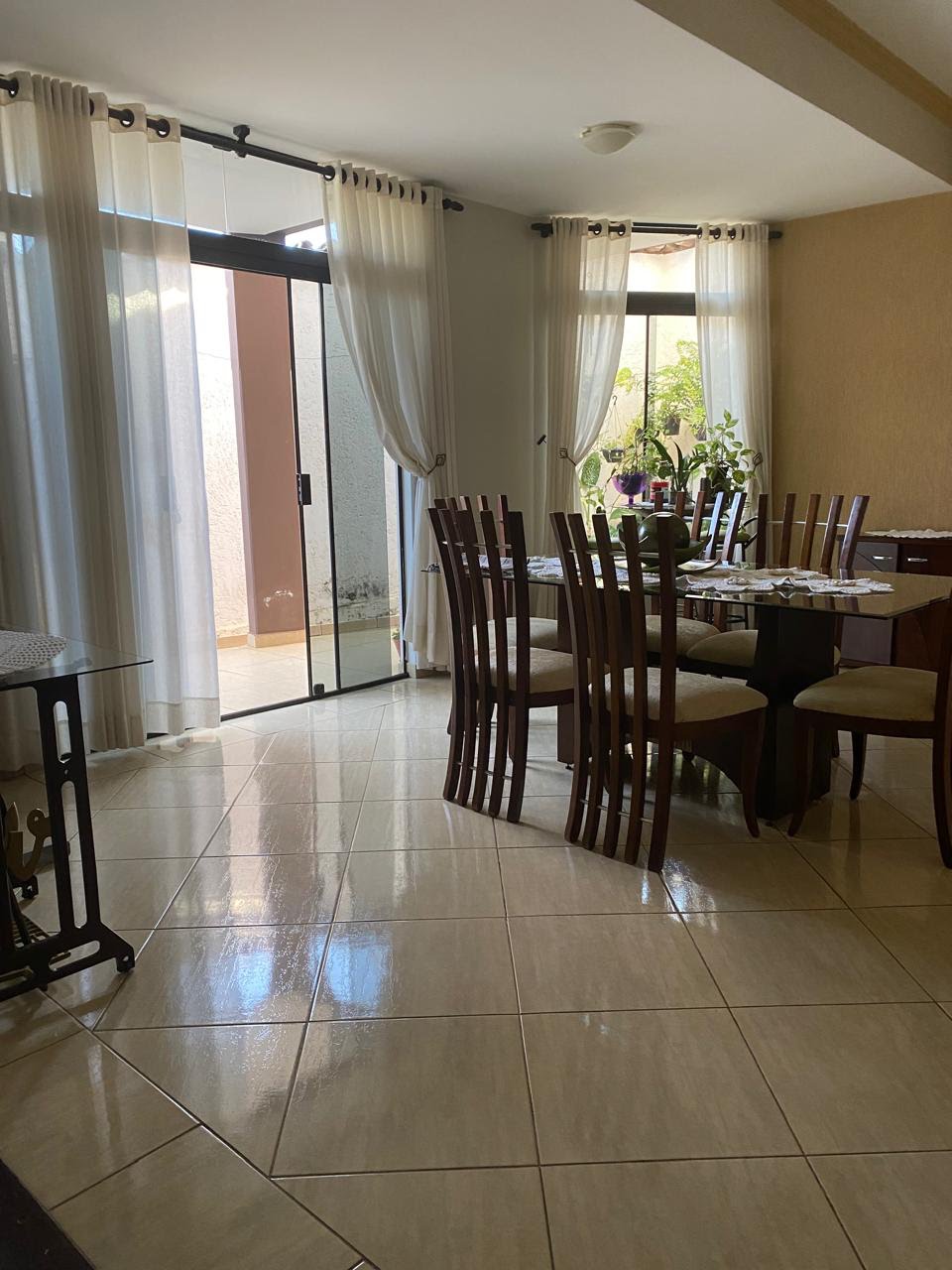 Casa à venda com 2 quartos, 1 suíte, 2 vagas e 250m² no Centro, Paracatu (MG) — foto 15 de 16