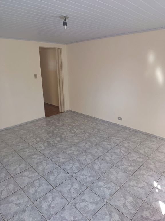Casa à venda com 3 quartos, 1 suíte e 200m² no Vila Riman, Arujá (SP) — foto 13 de 24