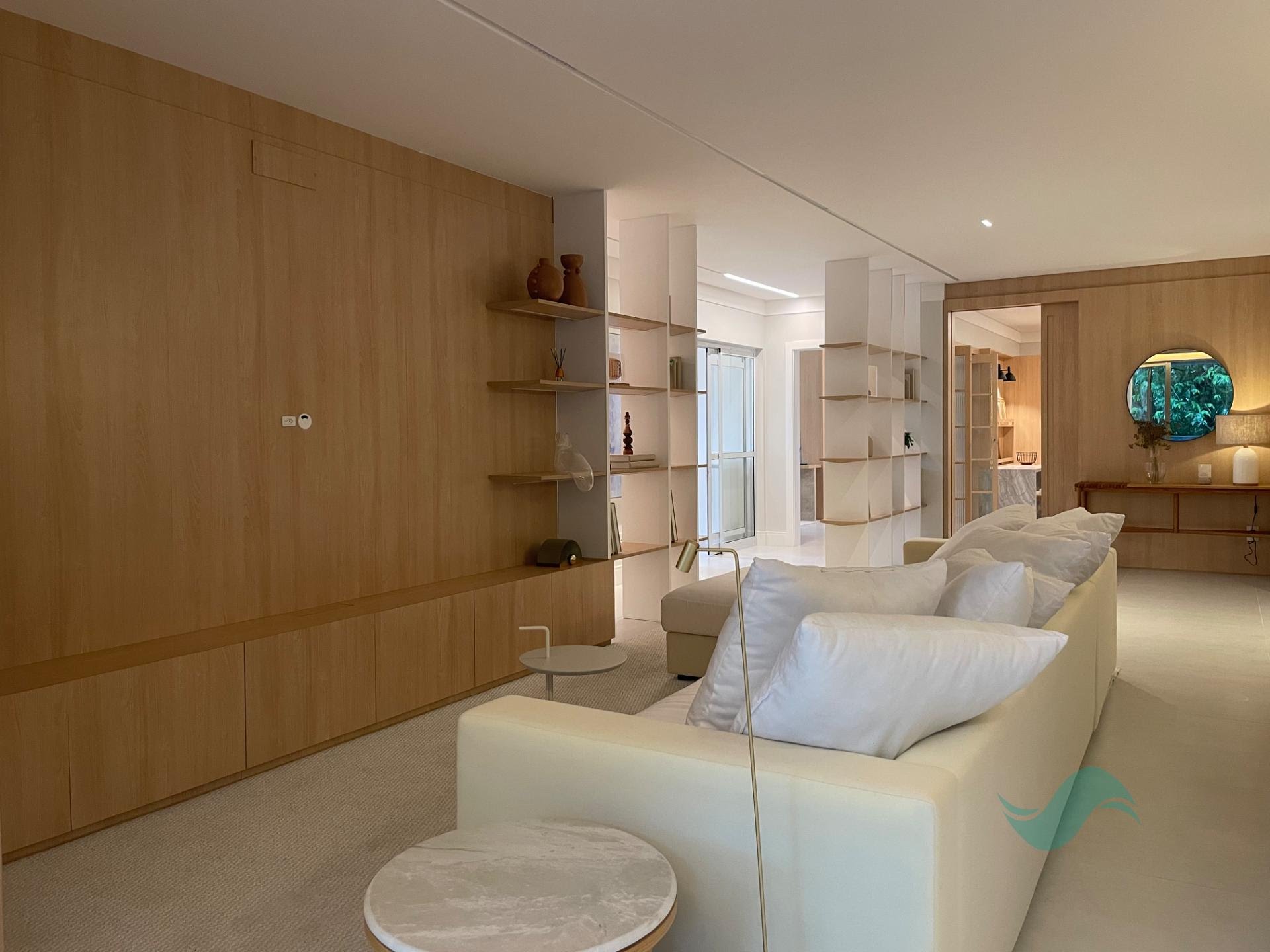 Apartamento à venda com 4 quartos, 4 suítes, 4 vagas e 258m² no Jurerê, Florianópolis (SC) — foto 21 de 24