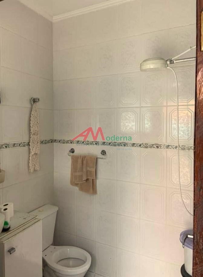 Casa à venda com 5 quartos, 2 banheiros, 3 vagas e 300m² no Paulicéia, São Bernardo do Campo (SP) — foto 8 de 14