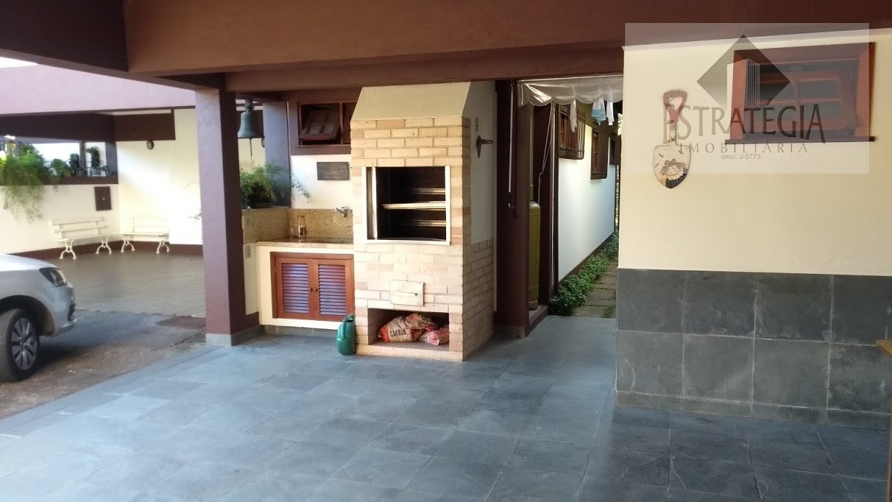 Casa à venda com 4 quartos, 2 suítes, 6 vagas e 320m² no Alto da Serra, Petrópolis (RJ) — foto 21 de 22